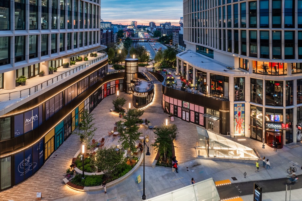 Photo of Lyrik in Boston, MA