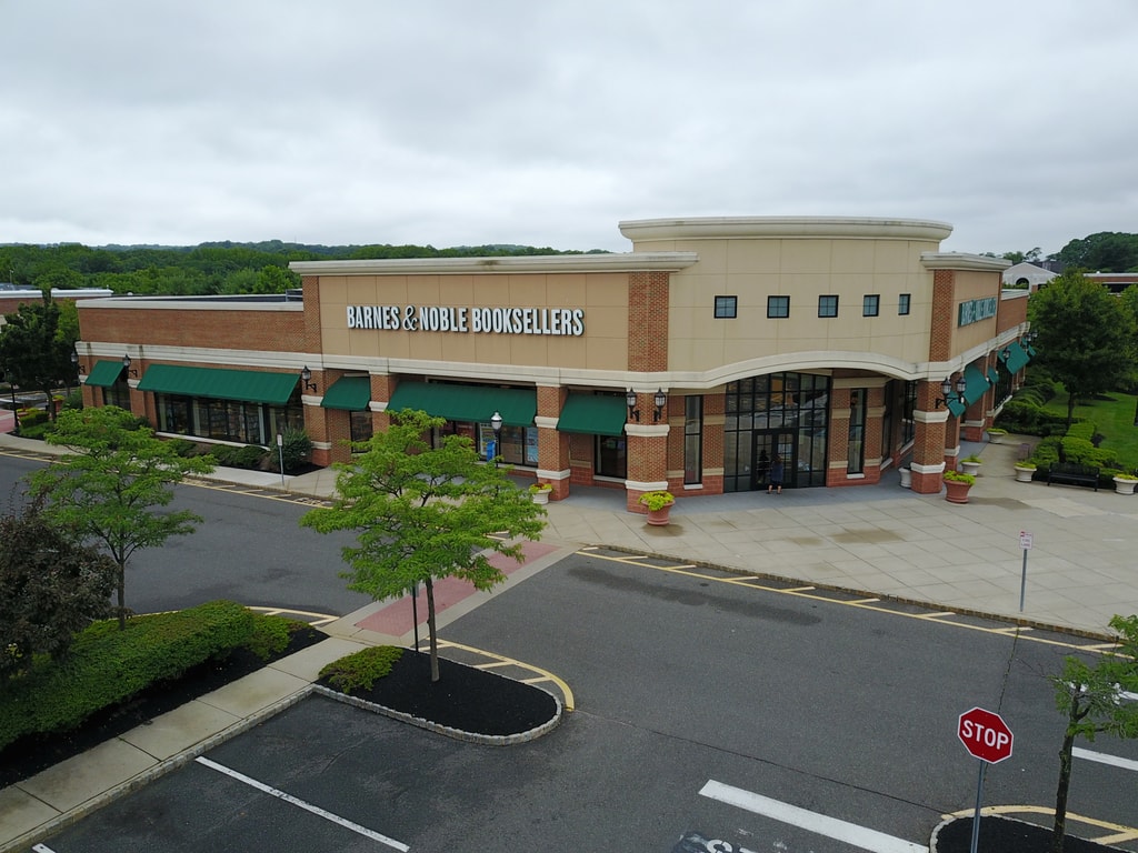 Photo of The Commons at Holmdel in Holmdel, NJ