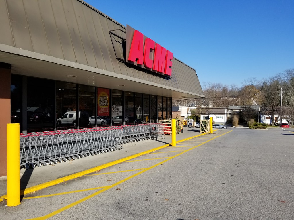 Photo of Chilmark Shopping Center in Briarcliff Manor, NY
