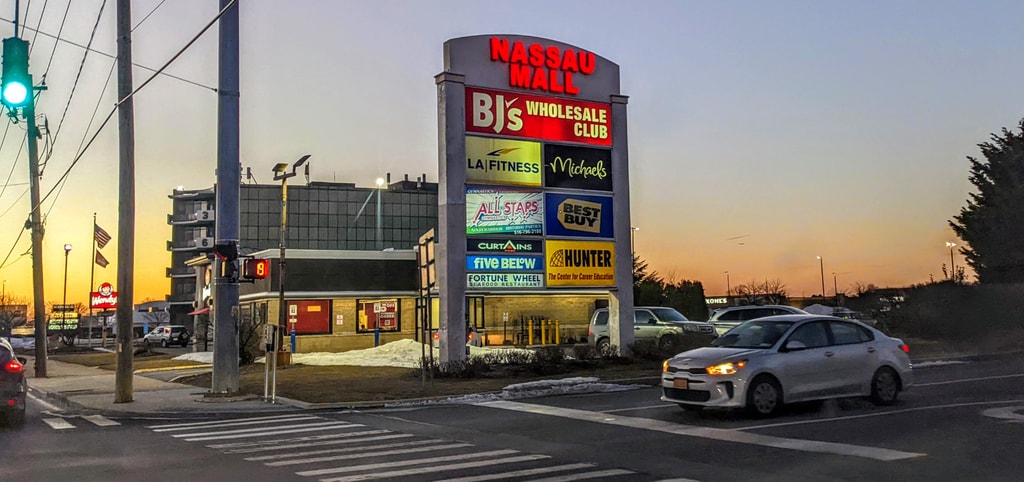 Photo of Nassau Mall in Levittown, NY