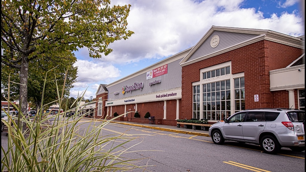 Photo of Somers Commons in Baldwin Place, NY