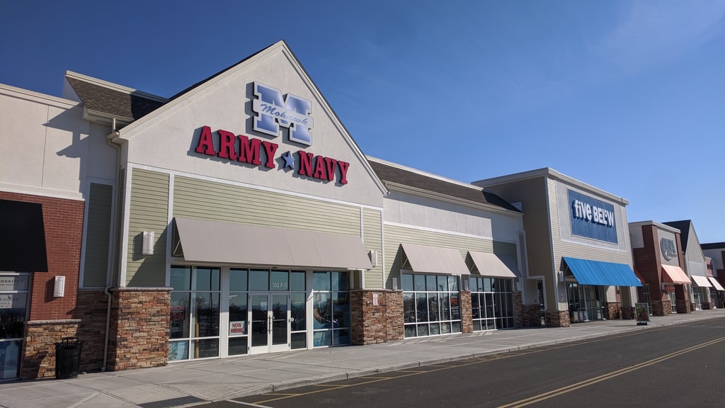 Photo of Van Rensselaer Square Shopping Center in Rensselaer, NY